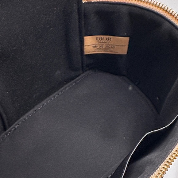 Christian Dior Beige and Black GWP Crossbody Bag - Picture 6 of 6